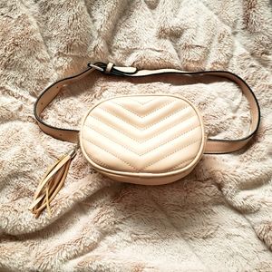 🌸 Blush Pink Fannypack/Sidebag